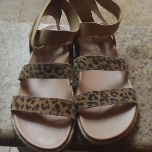 Lucky Brand Sandals, size 9M, tan